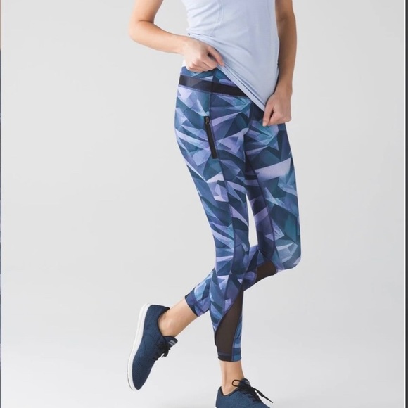 Lululemon Full length Leggings size 6 - Picture 10 of 11